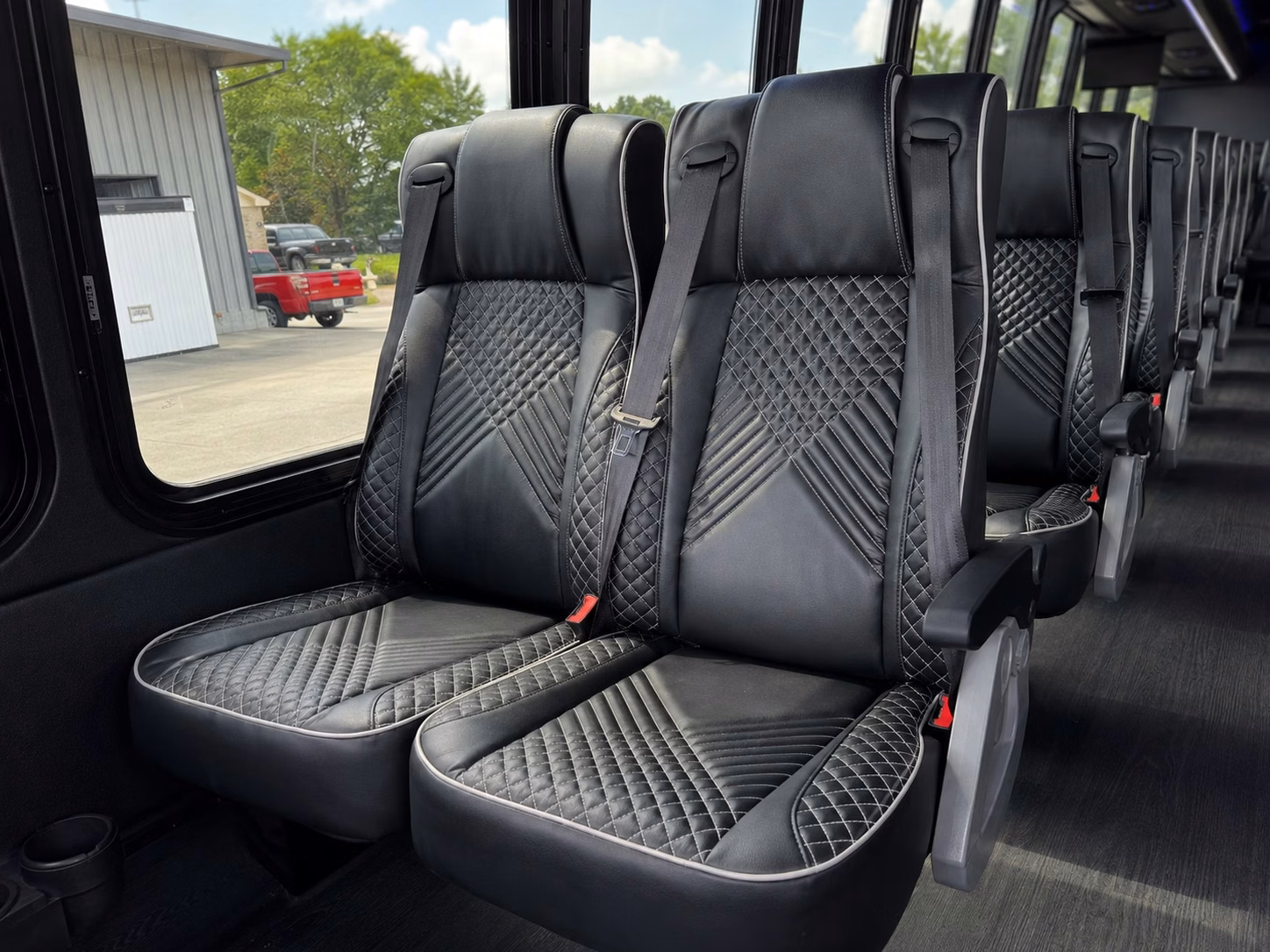 bus rentals for oklahoma city proms homecomings