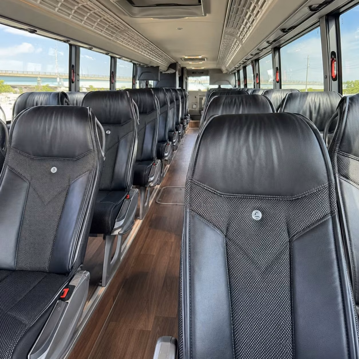 charter bus rentals for large groups headed to okc concerts