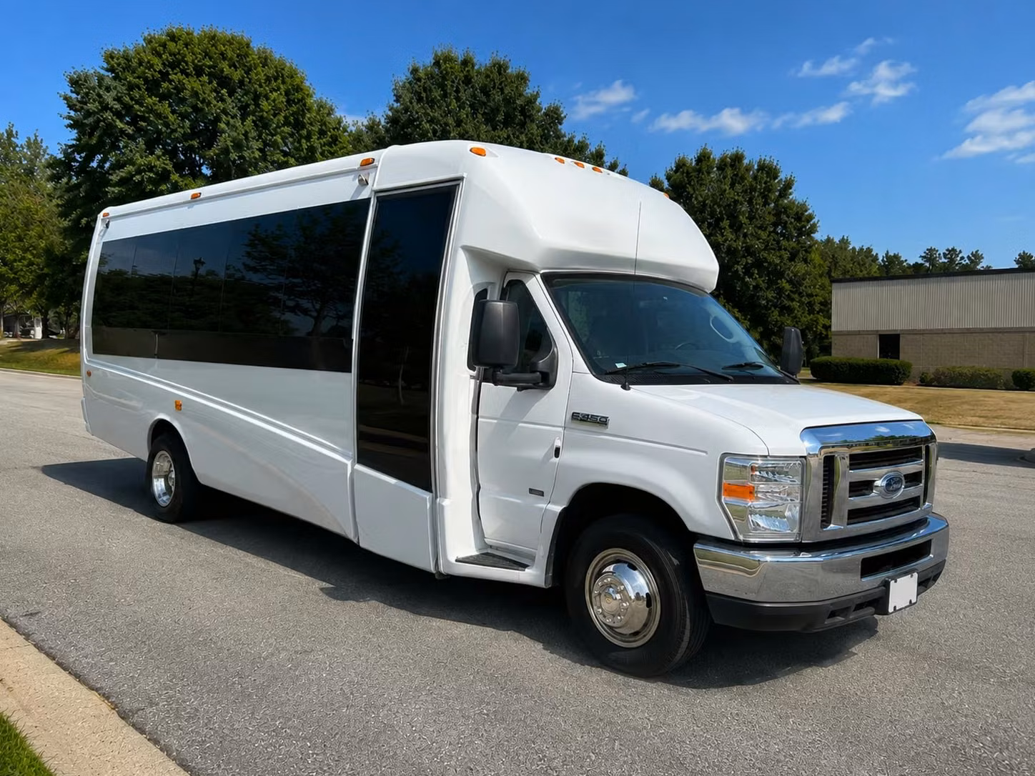 oklahoma city 18 passenger minibus rental